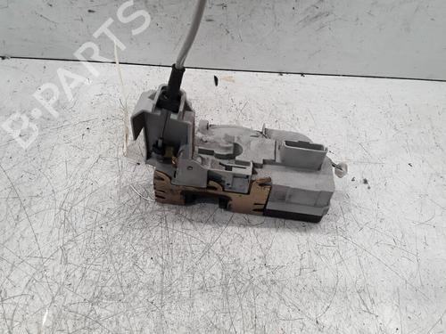 Høyre foran lås PEUGEOT 307 Break (3E) 2.0 HDI 110 (107 hp) 30021083