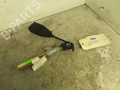 Sikkerhetsbelte-spenne RENAULT CLIO II (BB_, CB_) 1.2 (BB0A, BB0F, BB10, BB1K, BB28, BB2D, BB2H, CB0A,... (58 hp) 30025701