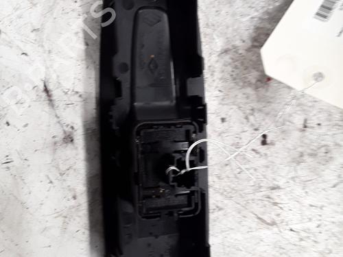 Right front window switch RENAULT MEGANE IV Hatchback (B9A/M/N_) 1.5 dCi 110 (B9A3) | BP30020815I26