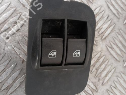 Comutador vidro frente esquerdo CITROËN NEMO MPV 1.4 HDi (68 hp) 31945892