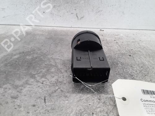 Used Switch Switch VW POLO V (6R1, 6C1) 1.2 (70 hp) 30008928 30008928