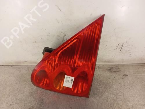 left-taillight-peugeot-1007-km_-2005-30014591 main image