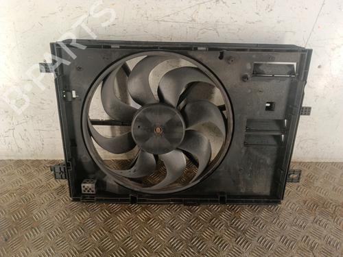 Used Radiator fan PEUGEOT 308 II (LB_, LP_, LW_, LH_, L3_) 1.6 BlueHDi 120 (120 hp) 30107755