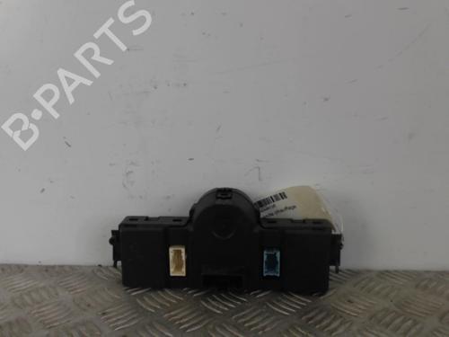 Used Climate control Climate control RENAULT MEGANE II Estate (KM0/1_) 1.9 dCi (KMRG, KM1G, KM0G, KM2C) (120 hp) 30016942 30016942