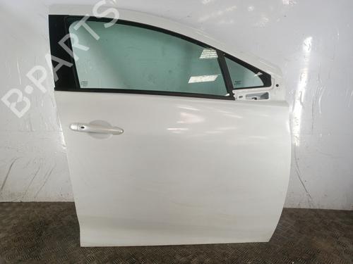 dr-hjre-fortil-renault-zoe-bfm_-2012-37740686 main image