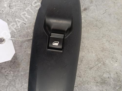 Højre fortil elrude kontakt PEUGEOT 208 I (CA_, CC_) 1.2 VTI 82 (82 hp) 30017316