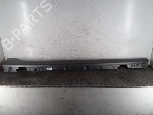 Używane Próg prawy BMW 5 Gran Turismo (F07) 530 d (245 hp) 31022589