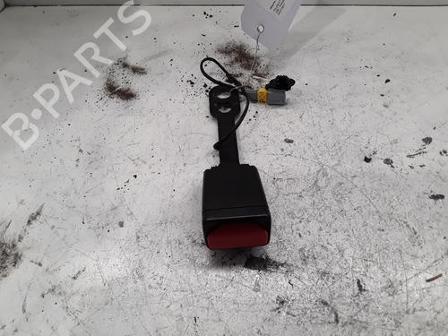 Sikkerhedssele-spænde PEUGEOT 208 I (CA_, CC_) 1.2 VTI 82 (82 hp) 30015358