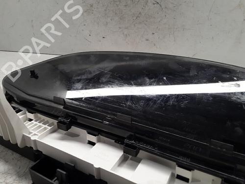 Used Instrument cluster Instrument cluster TOYOTA YARIS (_P9_) 1.4 D-4D (NLP90_, NLP90R) (90 hp) 33693585 33693585