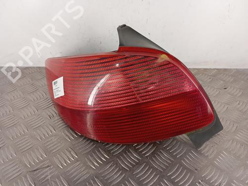 Used Left taillight PEUGEOT 206 Hatchback (2A/C) 1.4 HDi eco 70 (68 hp) 30011822