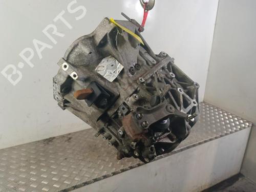 Used Gearbox TOYOTA COROLLA Verso (ZER_, ZZE12_, R1_) 2.2 D-4D (AUR10_, AUR10R) (177 hp) 30019499