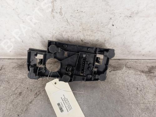 Used Lamp holder Lamp holder PEUGEOT 306 Hatchback (7A, 7C, N3, N5) 1.4 (75 hp) 30017819 30017819