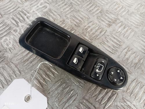 Used Left front window switch Left front window switch CITROËN JUMPY II Van 2.0 HDi 120 (120 hp) 35918748 35918748