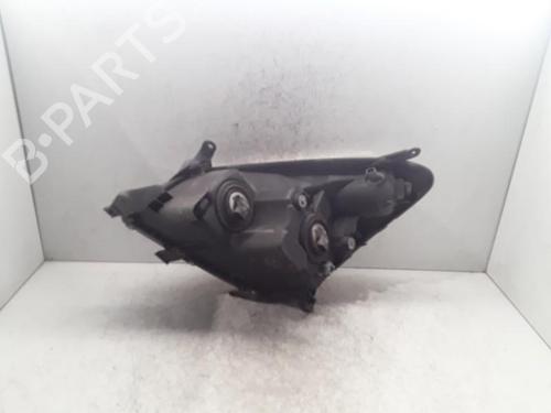 Right headlight TOYOTA COROLLA Verso (ZER_, ZZE12_, R1_) 2.0 D-4D (CUR10_, CUR10R) | BP30009742C29