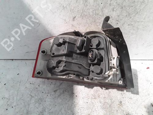 Used Right taillight AUDI A4 B7 (8EC) 2.0 TDI 16V (140 hp) 30024424