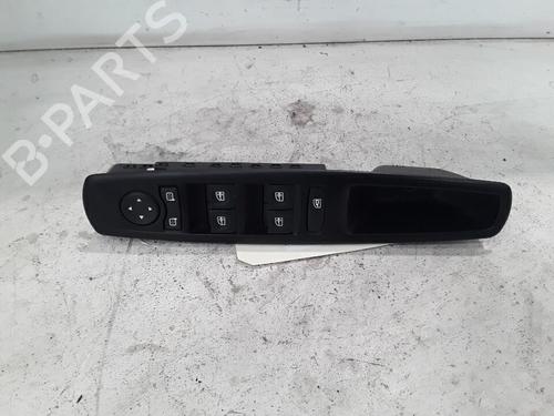 Used Left front window switch RENAULT MEGANE III Hatchback (BZ0/1_, B3_) 1.5 dCi (BZ09, BZ0D, BZ1W, BZ29, BZ14) (110 hp) 30026606