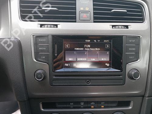 Used Display monitor VW GOLF VII (5G1, BQ1, BE1, BE2) 1.6 TDI (105 hp) 30023190