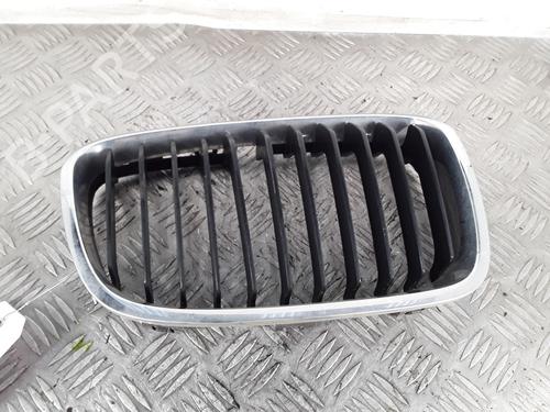 Used Grille BMW 1 (F20) 118 d (143 hp) 30515573