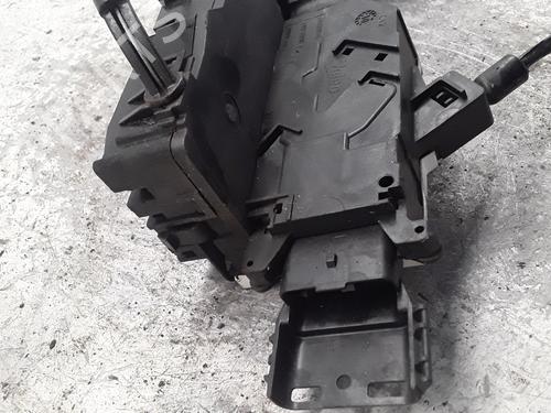 Used Front right lock Front right lock 30020747 30020747