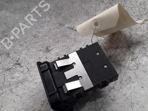 Used Switch MERCEDES-BENZ A-CLASS (W176) A 180 (176.042) (122 hp) 30019095