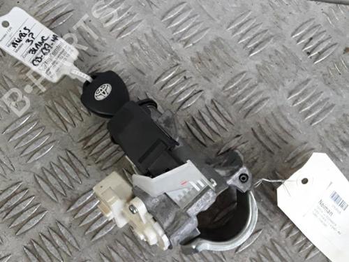 Used Ignition barrel TOYOTA AURIS (_E15_) 1.4 D-4D (NDE150_, NDE150R) (90 hp) 30022193