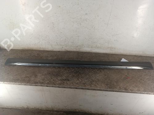 Used Left sideskirt PEUGEOT 3008 I MPV (0U_) 1.6 HDi (109 hp) 30391921