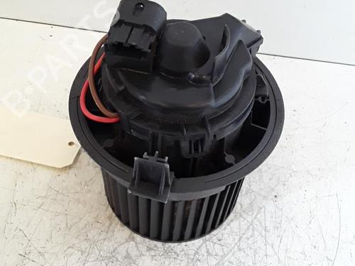 Used Heater blower motor DACIA LOGAN MCV II TCe 90 (K8M1, K8MA, K8AC) (90 hp) 30027271