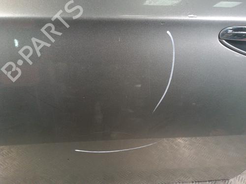 Used Left front door Left front door 30025928 30025928