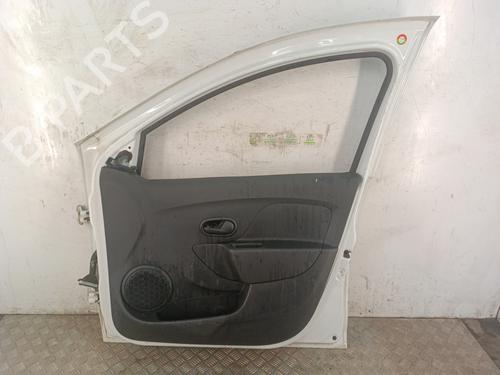 right-front-door-dacia-sandero-ii-2012-39086975 main image