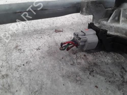 Used Front wiper motor TOYOTA AVENSIS Estate (_T25_) 2.0 D-4D (ADT250_, ADT250R) (126 hp) 30013438