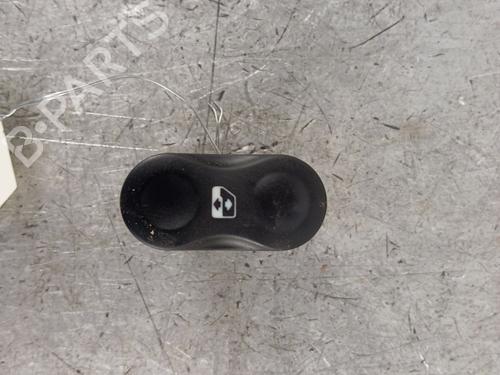 Used Left front window switch DACIA SANDERO 1.5 dCi (68 hp) 30017916