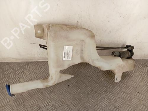 Used Windscreen washer tank FORD FIESTA VI (CB1, CCN) 1.4 TDCi (70 hp) 31993242