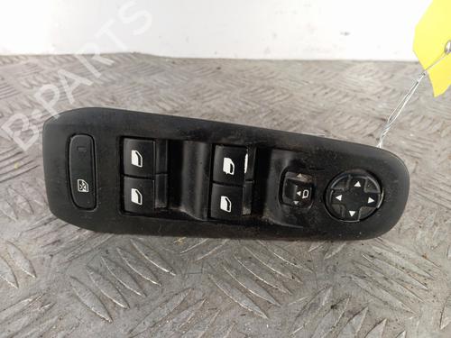 Used Left front window switch Left front window switch PEUGEOT 308 II (LB_, LP_, LW_, LH_, L3_) 1.6 THP 125 (125 hp) 33693358 33693358
