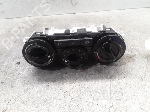 climate-control-peugeot-2008-i-cu_-2013-30008600 main image