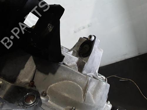Gearbox CITROËN C3 III (SX) 1.2 PureTech 82 | BP30026260M3