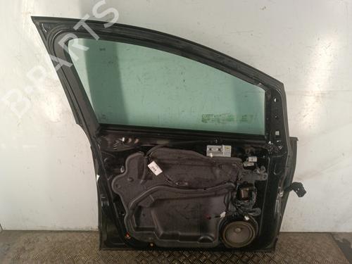 Used Left front door Left front door 31017337 31017337