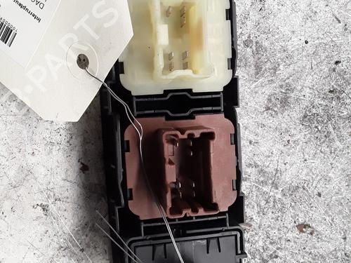 Used Left front window switch Left front window switch DACIA LODGY (JS_) 1.5 dCi (JSMC, JSAF) (107 hp) 30015174 30015174