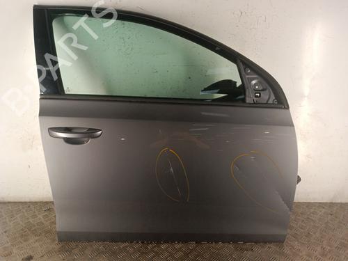 Used Right front door VW GOLF VI (5K1) 2.0 TDI (110 hp) 30009922
