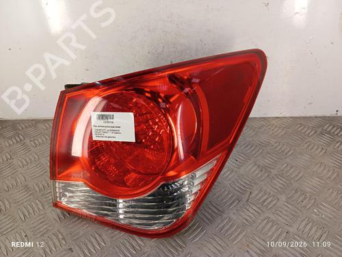 Used Right taillight Right taillight 39009076 39009076