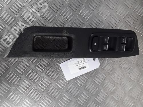 Raamschakelaar links voor FORD ECOSPORT 1.0 EcoBoost (125 hp) 30009864