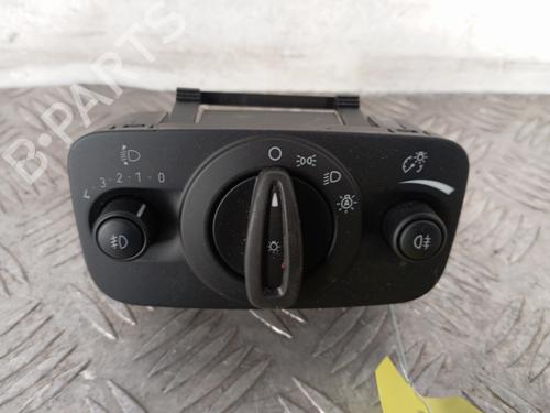 switch-ford-ecosport-2011-2012-2013-2014-2015-2016-2017-2018-2019-2020-2021-2022-31169993 main image