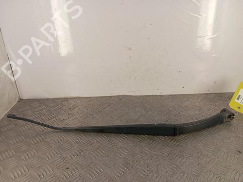 front-windshield-wiper-arm-renault-kadjar-ha_-hl_-2015-33996051 main image