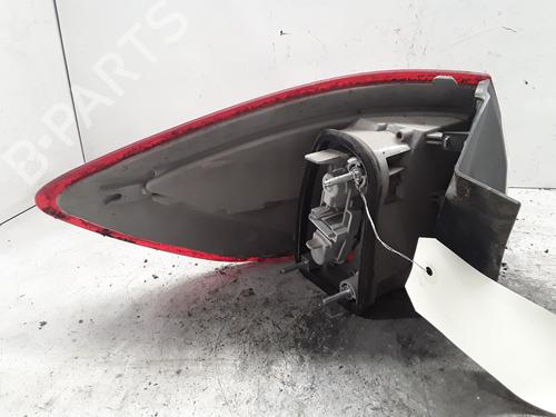 right-taillight-ford-mondeo-iv-turnier-ba7-2007-2008-2009-2010-2011-2012-2013-2014-2015-30020774 main image