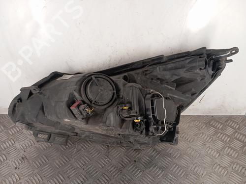 Right headlight OPEL CORSA D (S07) 1.0 (L08, L68) | BP31839147C29