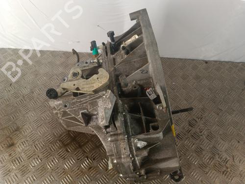 Used Gearbox Gearbox NISSAN JUKE (F15) 1.2 DIG-T (115 hp) 33691980 33691980