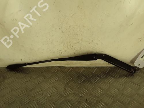 Used Front windshield wiper arm BMW X1 (E84) sDrive 20 d (177 hp) 30126116