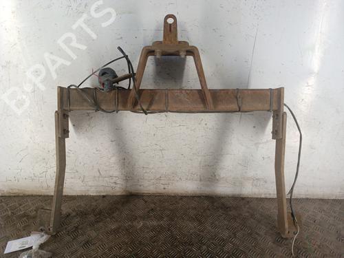 Used Tow ball/Mechanism RENAULT MASTER II Van (FD) 2.5 dCi 120 (FD0M, FD0U, FD0W, FD2M, FD2W, FD3M, FD3U,... (115 hp) 30459917