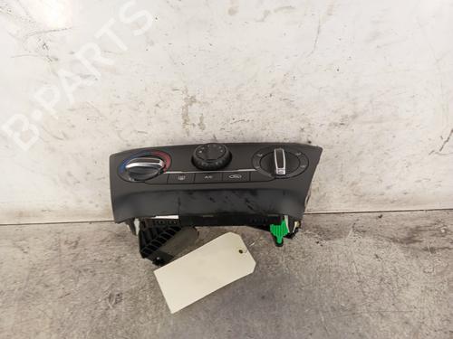 Commande Chauffage HYUNDAI i20 II (GB, IB) 1.2 (84 hp) 30019700