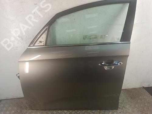 Used Left front door KIA CARENS IV 1.7 CRDi (136 hp) 32339513