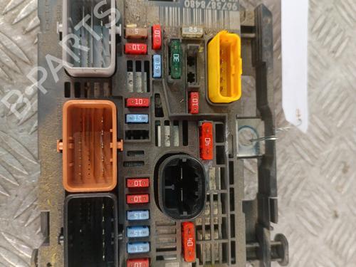 Used Fuse box Fuse box PEUGEOT 308 I (4A_, 4C_) 1.6 HDi (92 hp) 36111368 36111368